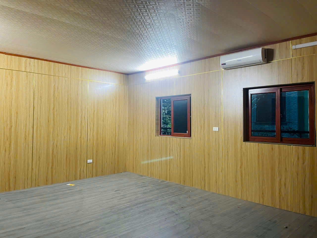 z7246511868940_80a8bbf20182c4cf8606f1f01064568e